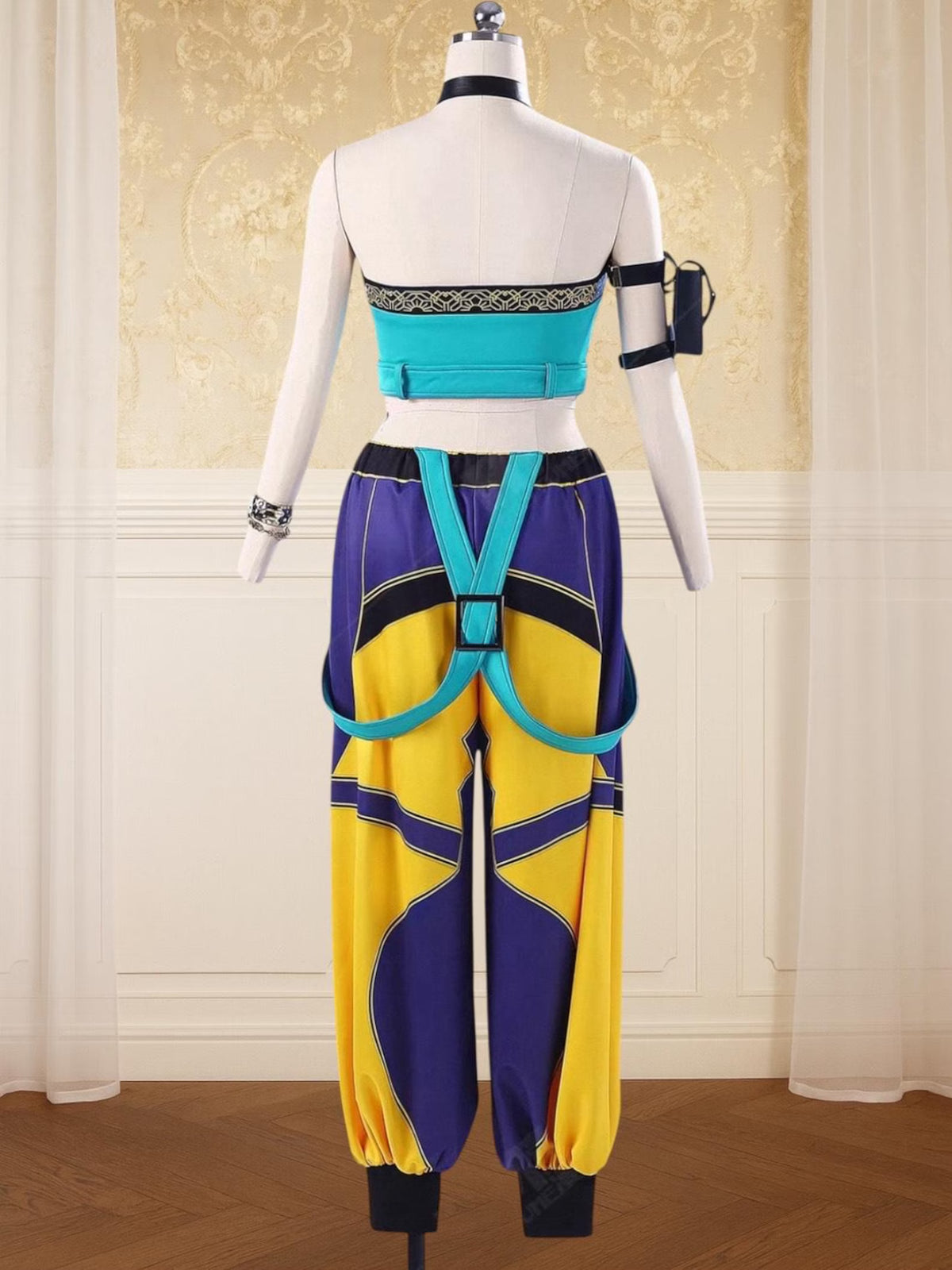 HUNTRX Zoey Full Costume Set